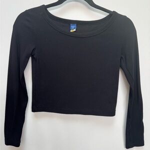Ultralite, Black Long Sleeve Crop Top. Size M